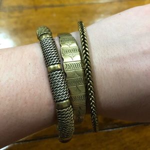 African gold bangle trio ✨